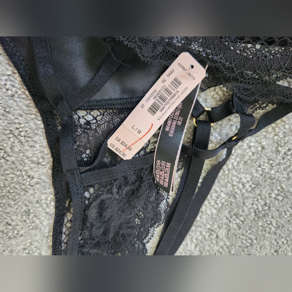 Victoria's L Secret Sexy Faux Leather Fishnet Strap Open Back Brazilian NWT - Picture 2 of 4